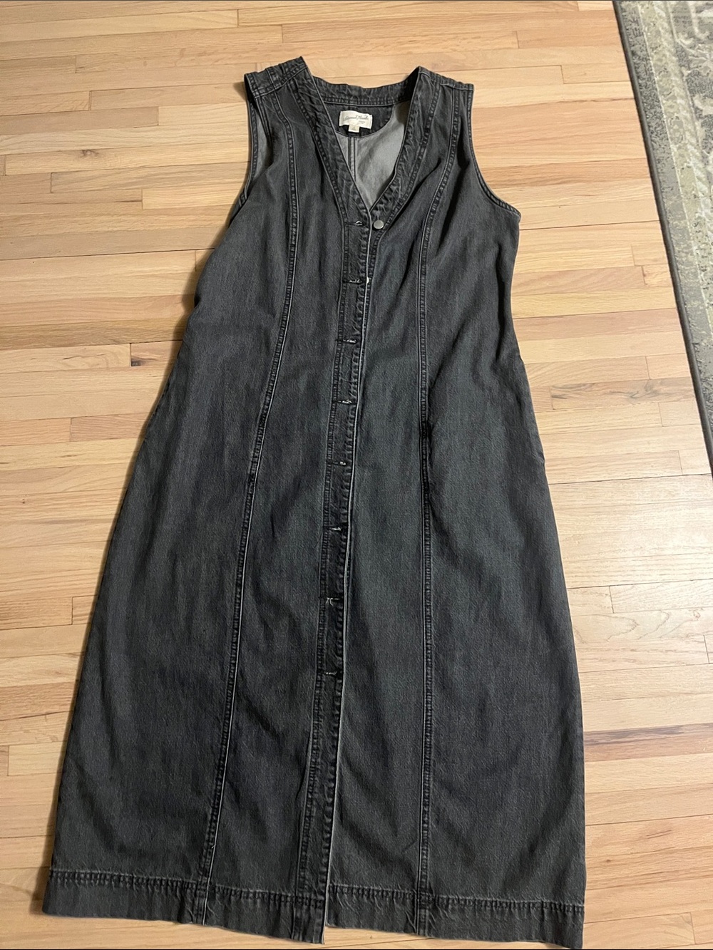Universal Thread Black Sleeveless Button-Front Maxi Dress